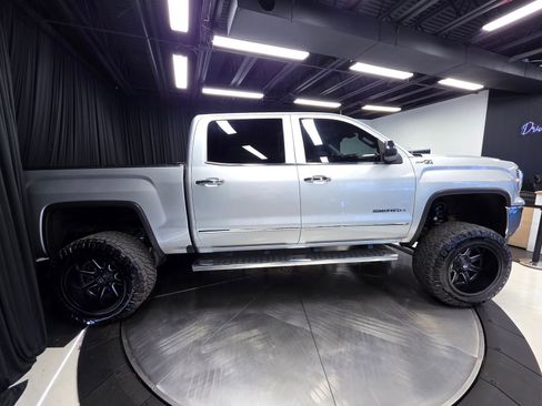 Used 2018 GMC Sierra 1500 SLT image 10