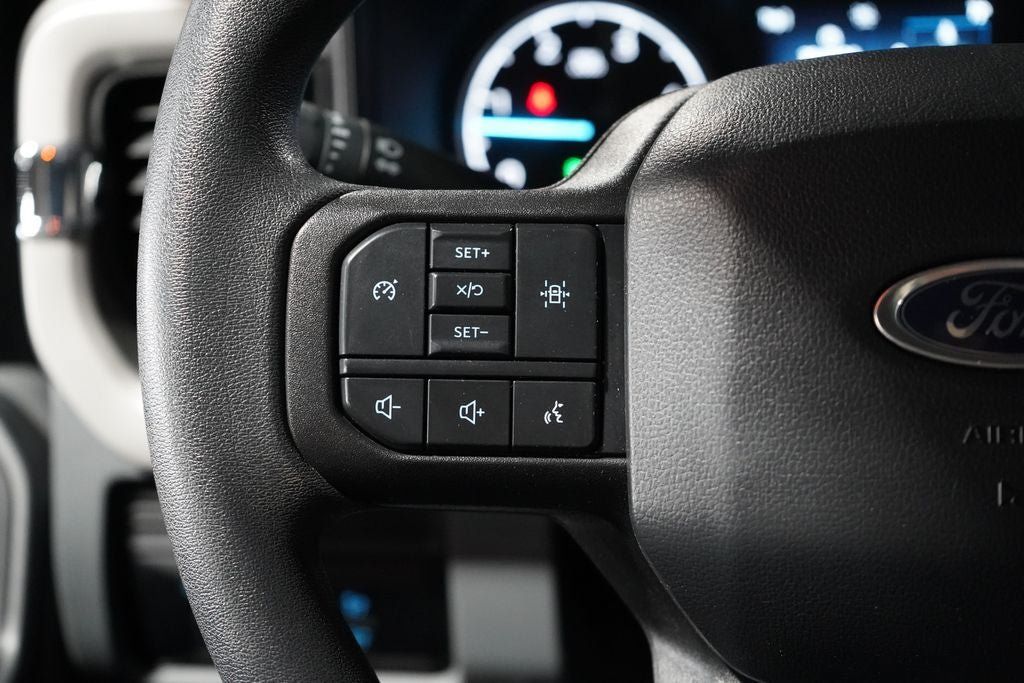 Used 2024 Ford F450 XLT AWD/4WD image 13