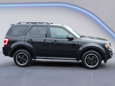 Used 2010 Ford Escape XLT AWD/4WD image 8