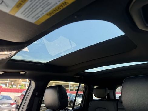 Used 2022 Mercedes-Benz GLB 250 image 23