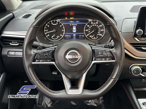 Used 2025 Nissan Altima 2.5 SR image 15