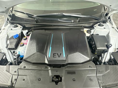 Used 2024 Hyundai Ioniq 5 SEL RWD image 33