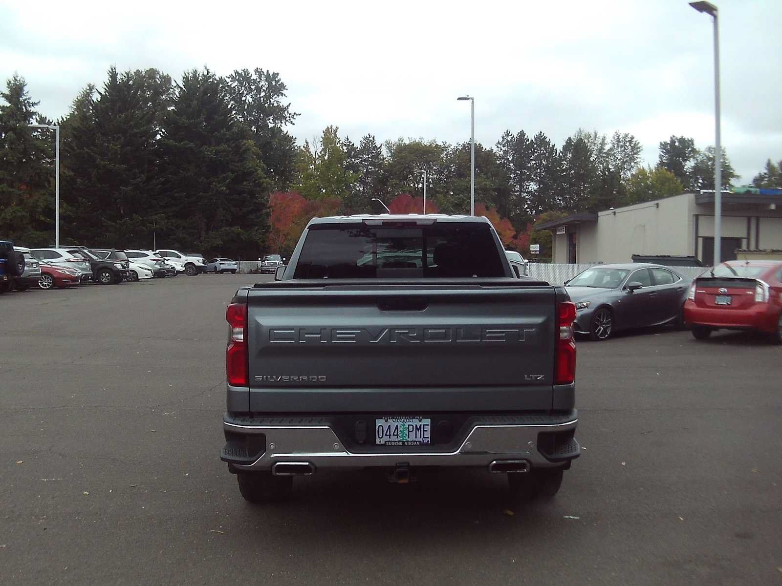 Used 2019 Chevrolet Silverado 1500 LTZ w/ LTZ Premium Package AWD/4WD image 4