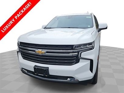 Used 2022 Chevrolet Suburban LT w/ Luxury Package
