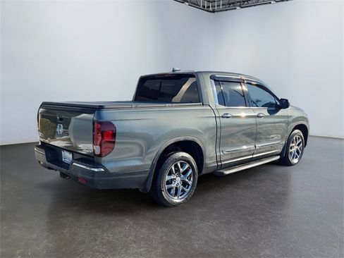Used 2017 Honda Ridgeline RTL-E image 5