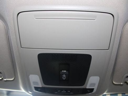 Used 2023 Honda Civic Touring image 39