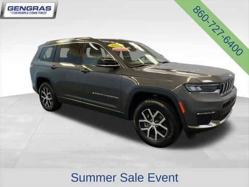Certified 2025 Jeep Grand Cherokee L Limited w/ Trailer Tow Package AWD/4WD image 9