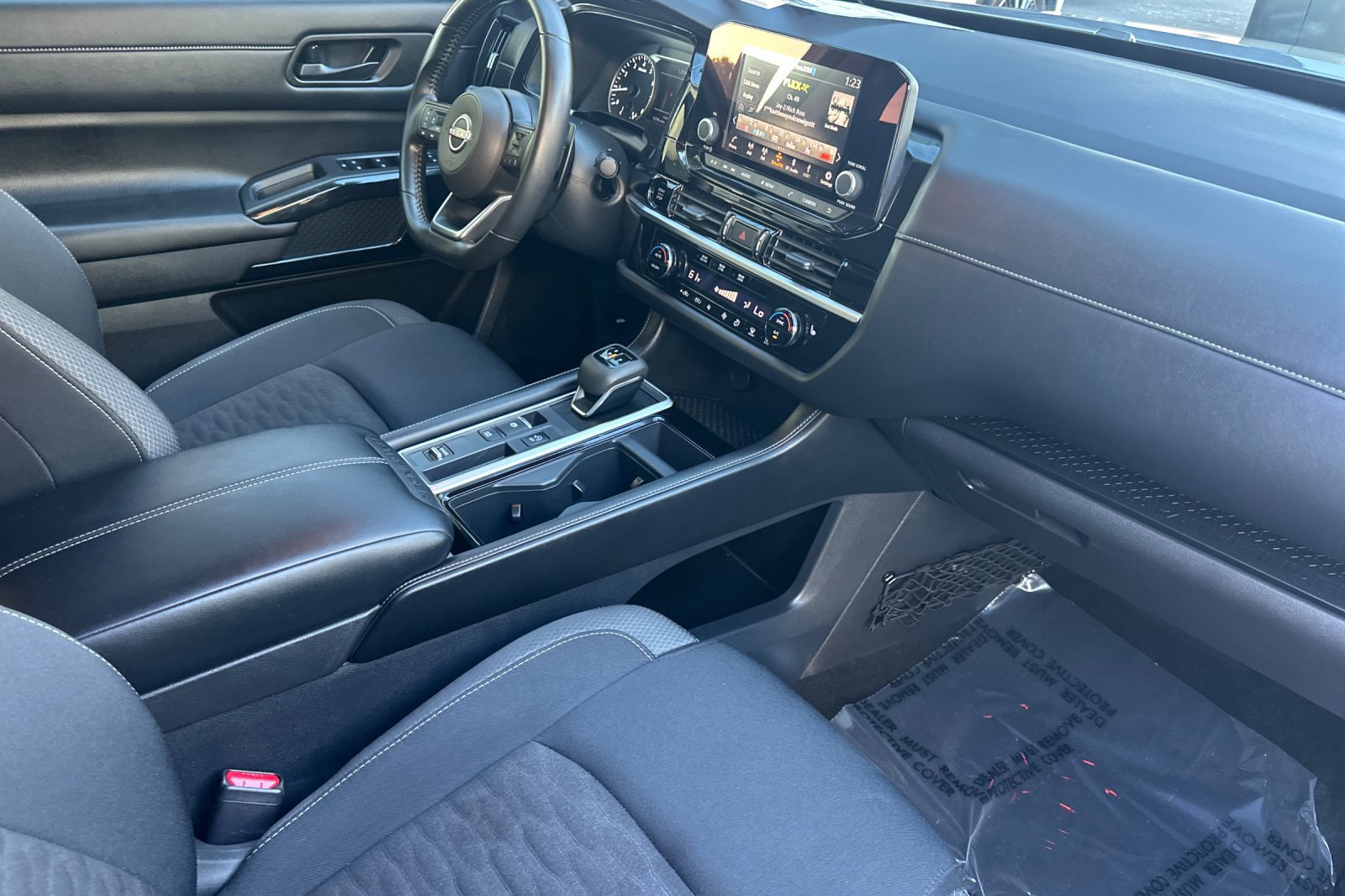 Certified 2025 Nissan Pathfinder SV w/ Cargo Package FWD image 20
