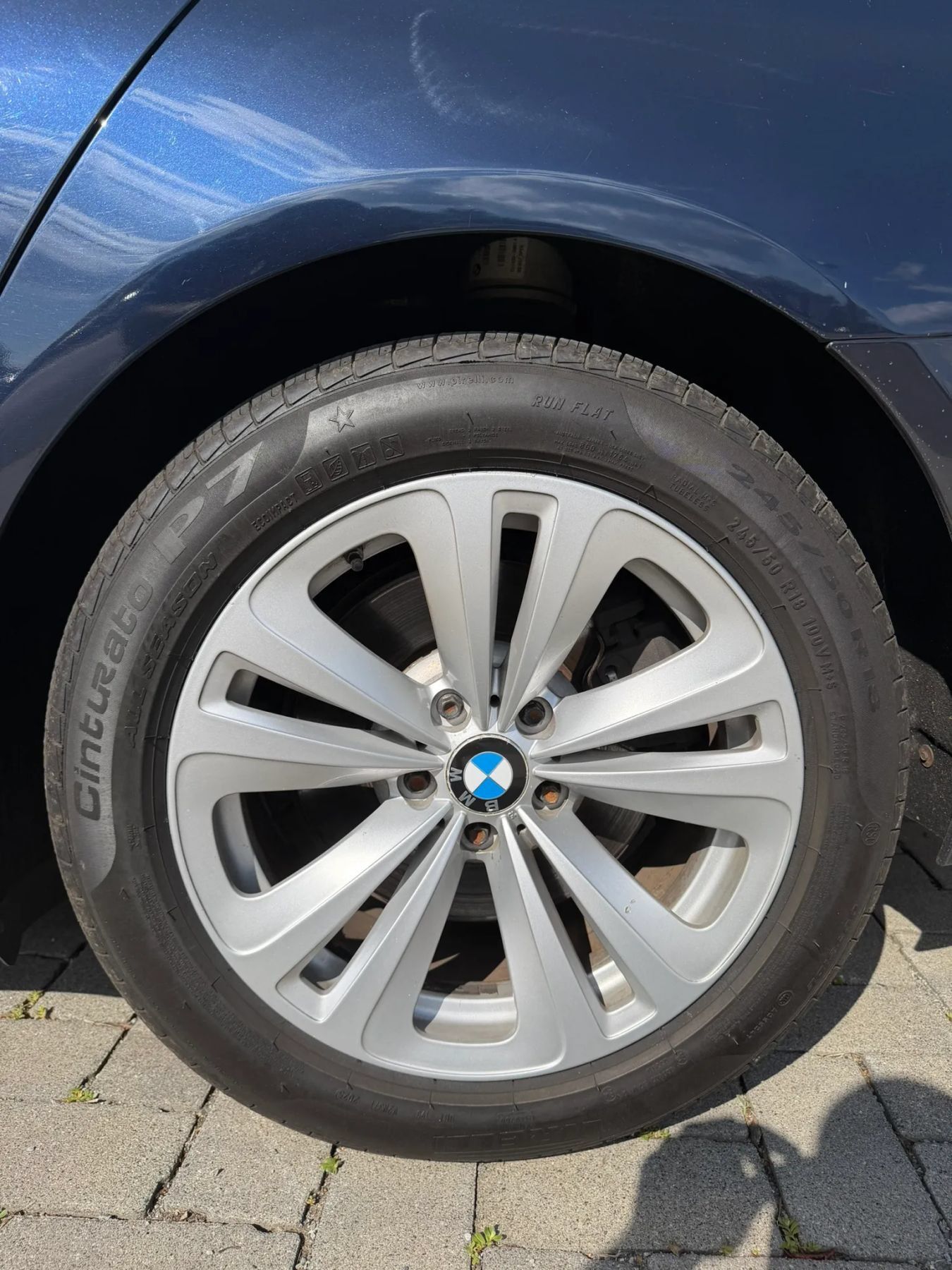 Used 2012 BMW 740Li RWD image 2