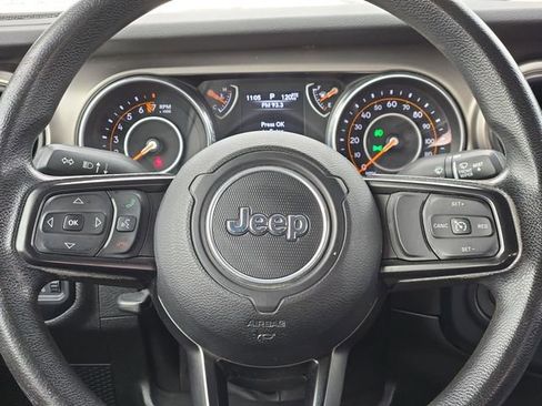 Used 2018 Jeep Wrangler Unlimited Sport image 24