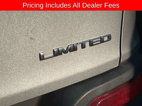 Used 2014 Jeep Cherokee Limited w/ Trailer Tow Group AWD/4WD image 8