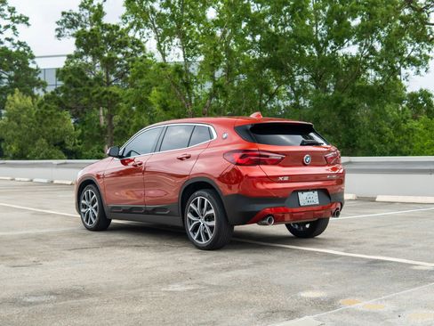 Used 2022 BMW X2 sDrive28i w/ Convenience Package FWD image 5