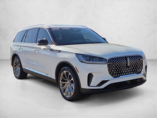 Used 2026 Lincoln Aviator Reserve w/ Illumination Package RWD image 3