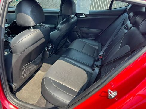 Used 2021 Kia Stinger GT-Line w/ Sun & Sound Package AWD/4WD image 16