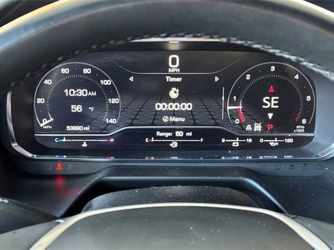 Used 2024 GMC Yukon XL SLT image 25