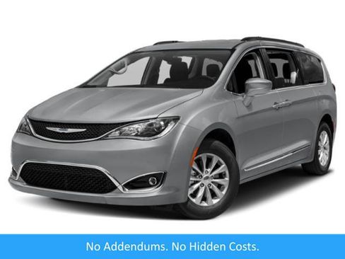 Used 2018 Chrysler Pacifica Limited FWD image 1