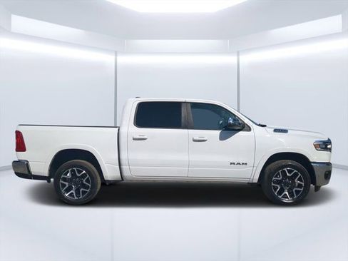 Used 2025 RAM 1500 Laramie image 2