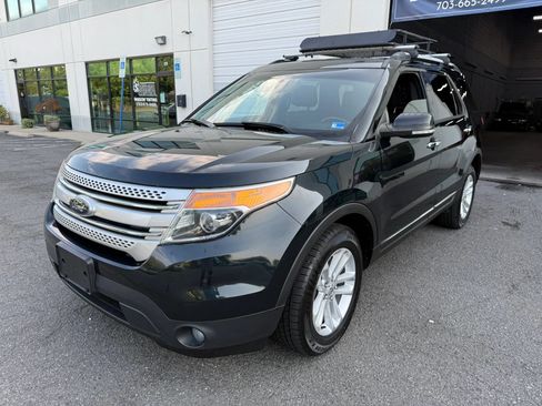 Used 2014 Ford Explorer XLT AWD/4WD image 5