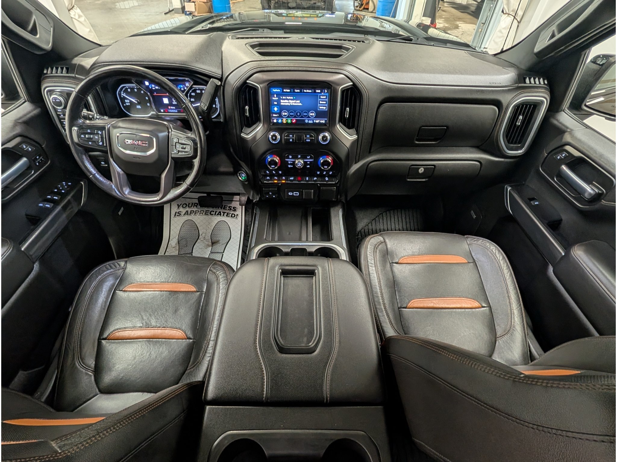 Used 2020 GMC Sierra 1500 AT4 w/ AT4 Premium Package AWD/4WD image 10