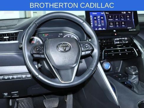 Used 2022 Toyota Venza Limited AWD/4WD image 19