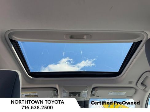 Used 2023 Toyota RAV4 XLE w/ Convenience Package image 27