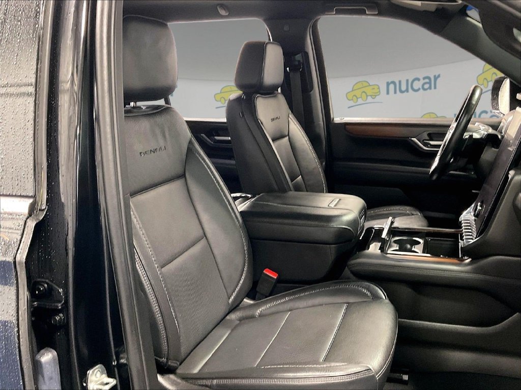 Used 2025 GMC Yukon Denali AWD/4WD image 11