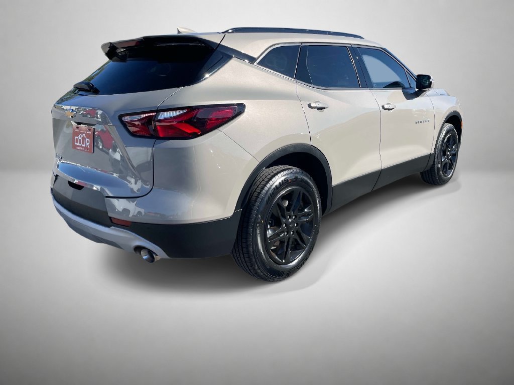 Used 2021 Chevrolet Blazer LT FWD image 3