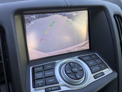 Used 2017 Nissan 370Z Touring image 24