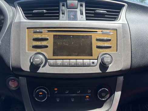 Used 2014 Nissan Sentra SR w/ SR Driver Package FWD image 27