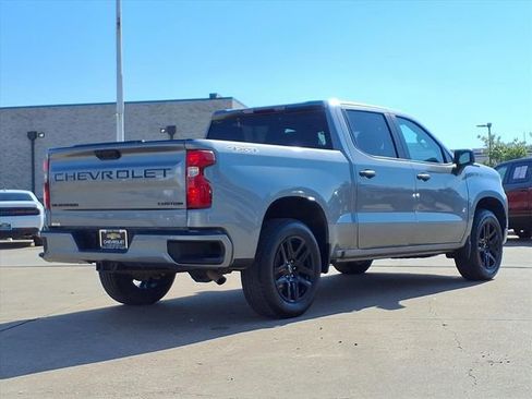 Used 2025 Chevrolet Silverado 1500 Custom w/ LPO, Dark Essentials Package AWD/4WD image 4