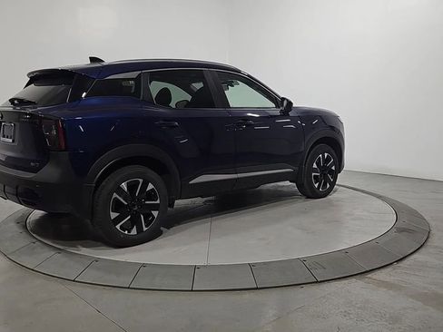 New 2026 Nissan Kicks SV w/ SV Premium Package image 5