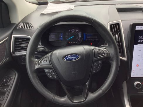 Certified 2022 Ford Edge SEL w/ Convenience Package AWD/4WD image 8