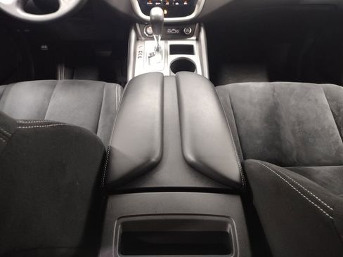 Used 2022 Nissan Murano S image 31