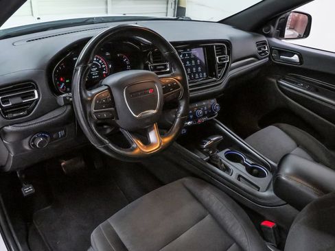 Used 2023 Dodge Durango SXT RWD image 2