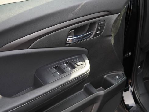 Used 2025 Honda Ridgeline RTL image 14