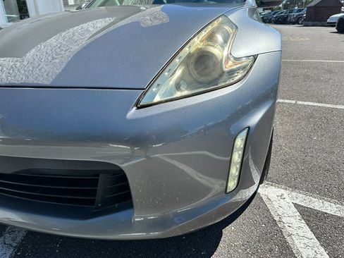 Used 2013 Nissan 370Z Coupe image 6
