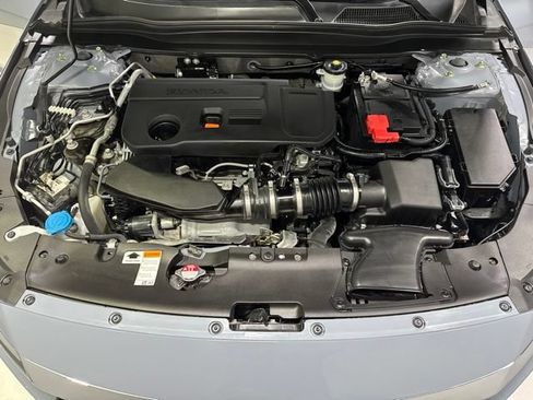 Used 2021 Honda Accord Touring image 10