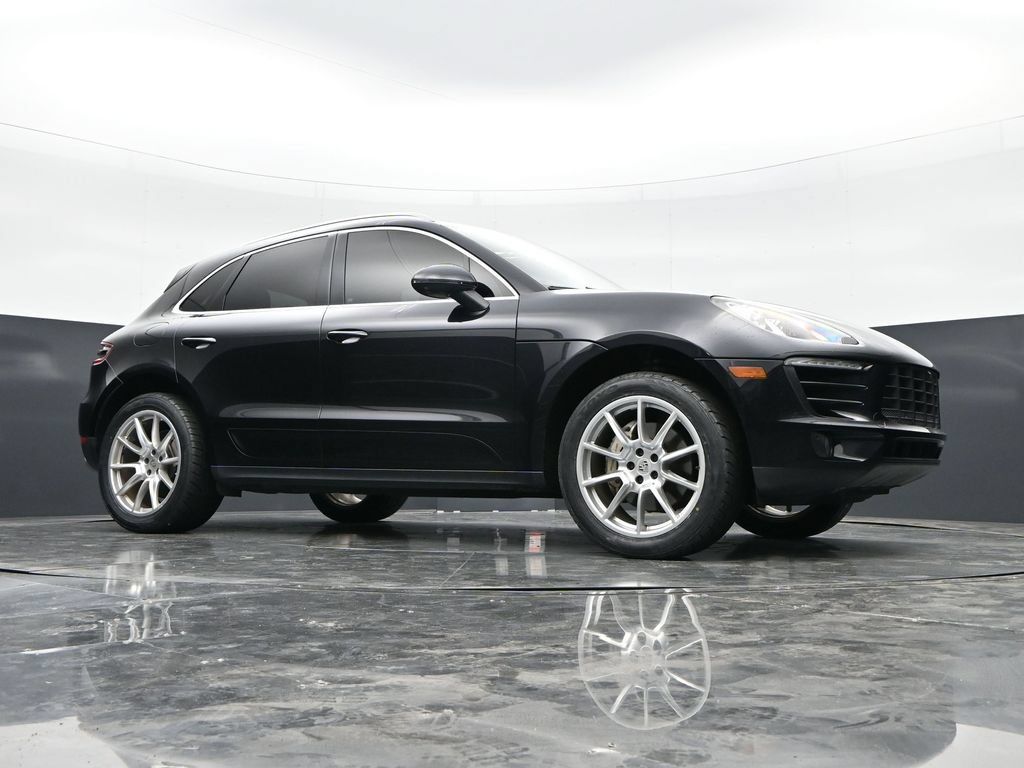 Used 2018 Porsche Macan S AWD/4WD image 30