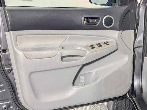 Used 2011 Toyota Tacoma PreRunner w/ SR5 Pkg #2 RWD image 20