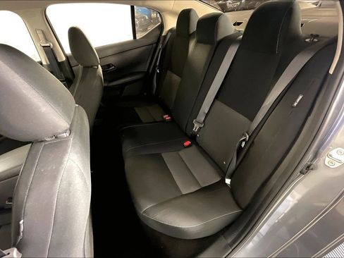 Used 2025 Nissan Sentra SV FWD image 34
