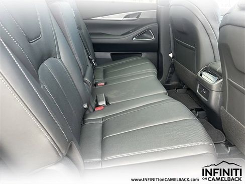 New 2025 INFINITI QX60 Luxe w/ Black Edition image 13