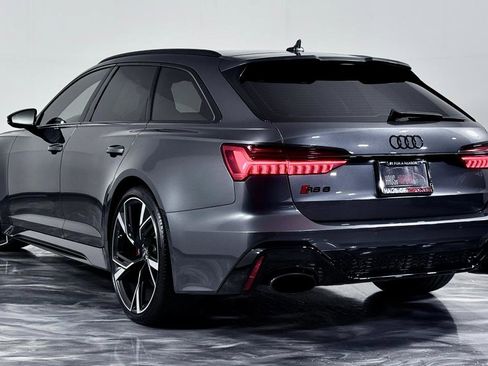 Used 2022 Audi RS 6 w/ Executive Package image 11