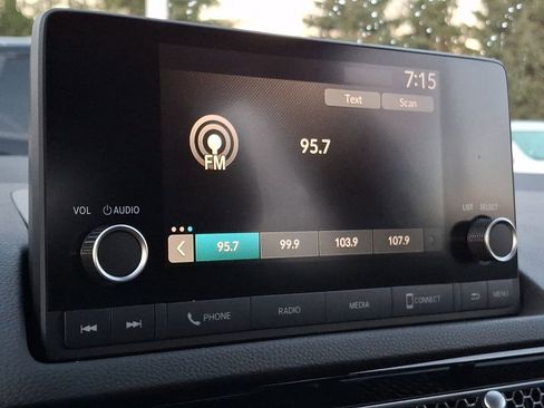 Used 2023 Honda Civic Sport image 12