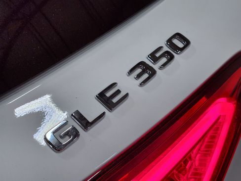 Used 2022 Mercedes-Benz GLE 350 image 25