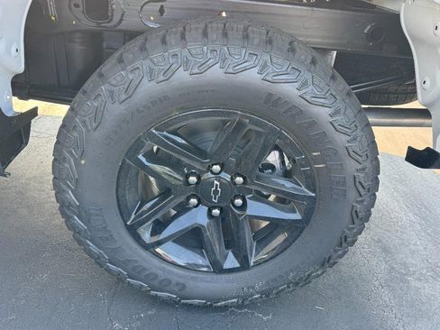 New 2026 Chevrolet Silverado 1500 LT Trail Boss w/ Convenience Package II image 6