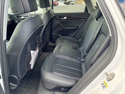 Used 2018 Audi Q5 2.0T Premium Plus w/ Premium Plus Package image 16