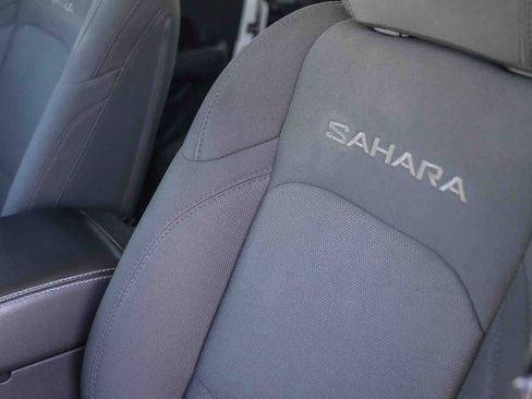 Used 2020 Jeep Wrangler Unlimited Sahara AWD/4WD image 25