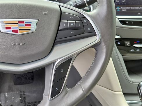 Used 2023 Cadillac XT5 Premium Luxury image 29