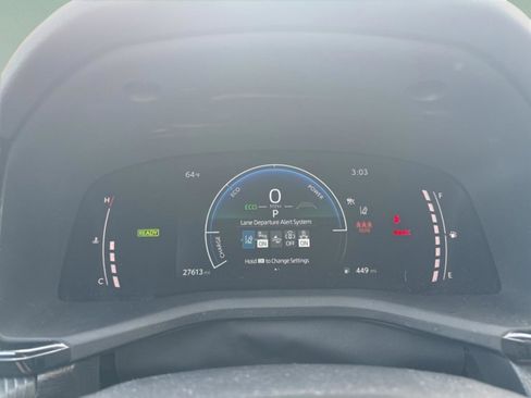 Certified 2025 Toyota Camry SE w/ Convenience Package image 13