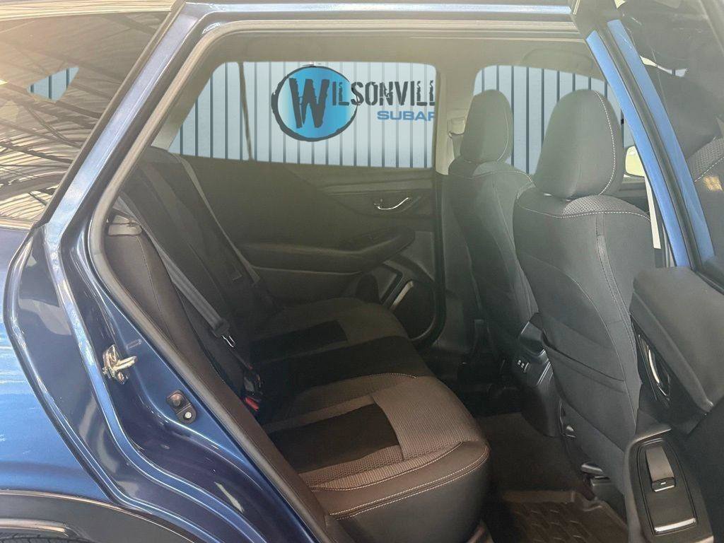 Used 2021 Subaru Outback Premium AWD/4WD image 5
